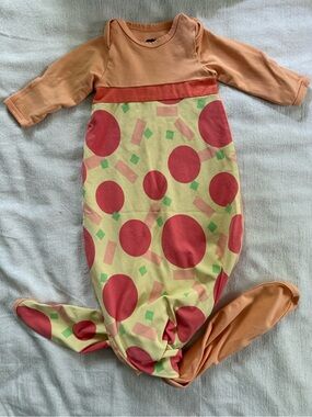 Monica and Andy newborn pizza baby pajama night gown